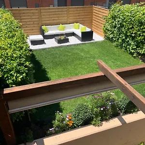 Key House La Guardia